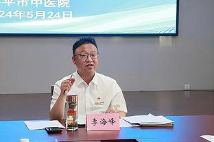 湖人官方：球队已将席菲诺&马克斯维尔-刘易斯下放至发展联盟